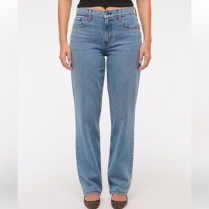 Abercrombie & Fitch Curve Love Straight Mid Rise